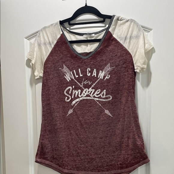 Maurices Tops - V neck women’s tee